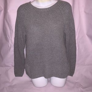 Gap long sleeve grey knit sweater